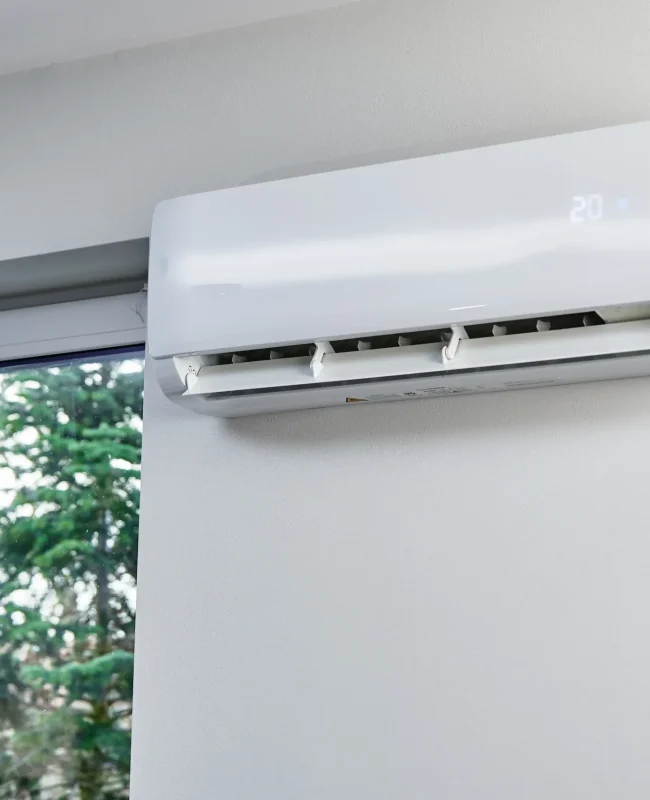 air-conditioner-hanging-on-the-wall-close-up-2026-03-24-09-01-28-utc